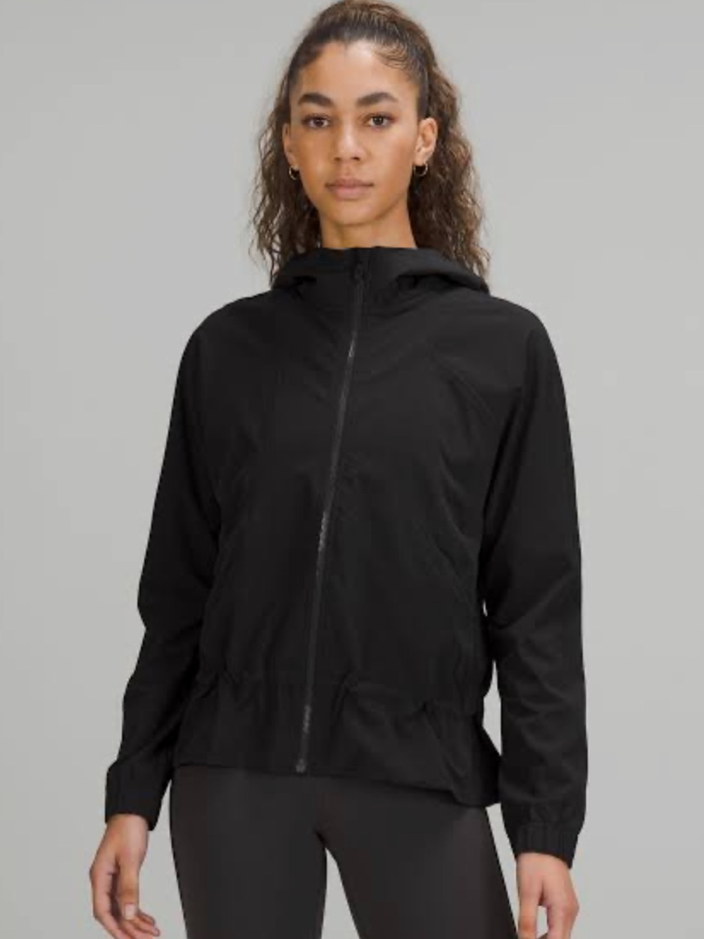 Size 4 Lululemon Pack it il jacket, black